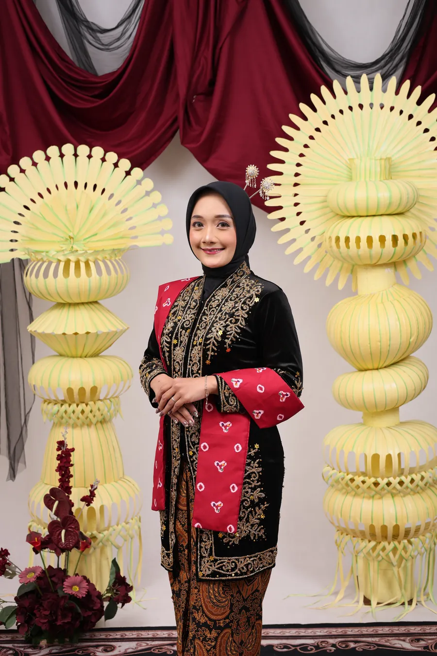Foto Fitri dalam busana Jawa